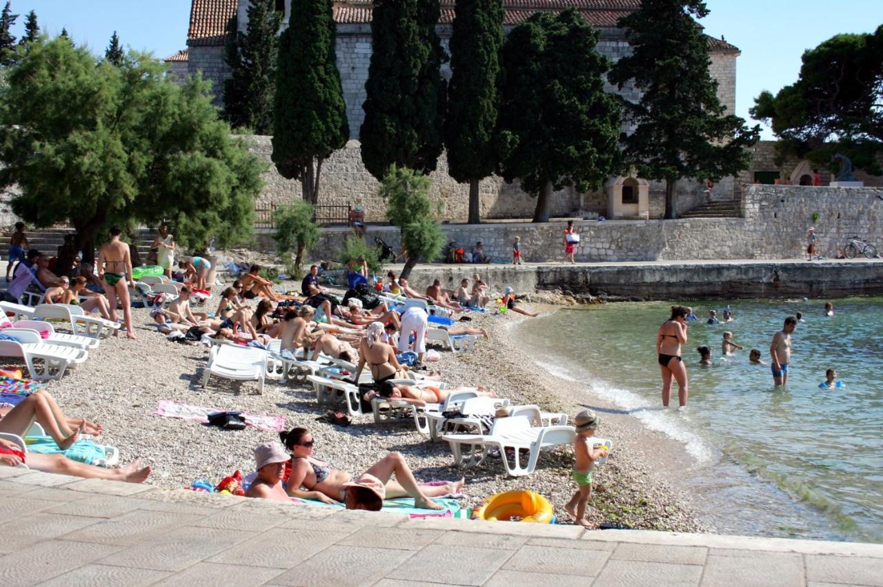 Apartments And Rooms With Parking Space Hvar - 15706 Hvar Town Exterior photo